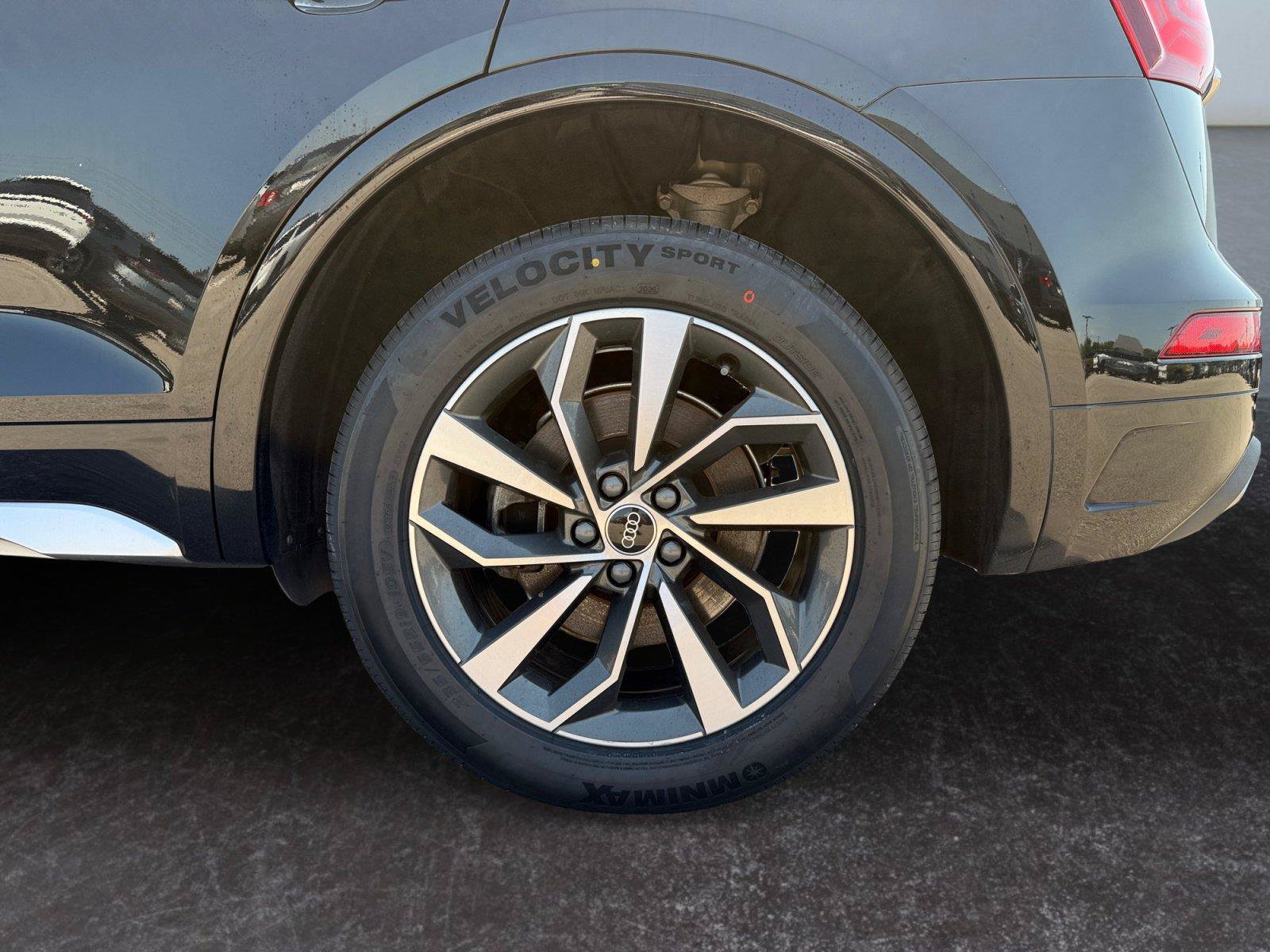Used 2021 Audi Q5 2.0T Premium Plus AWD/4WD image 27