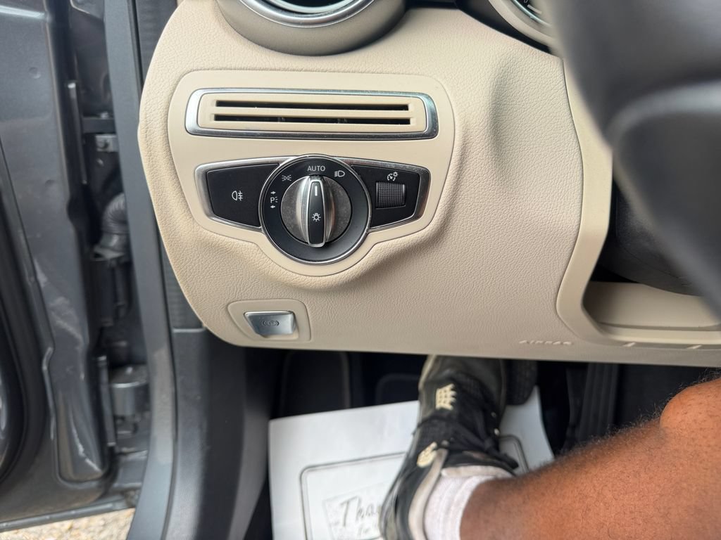 Certified 2021 Mercedes-Benz C 300 Sedan image 23