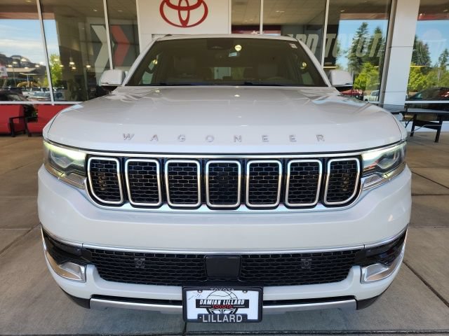 Used 2022 Jeep Wagoneer Series III w/ Flexible Seating Group AWD/4WD image 5