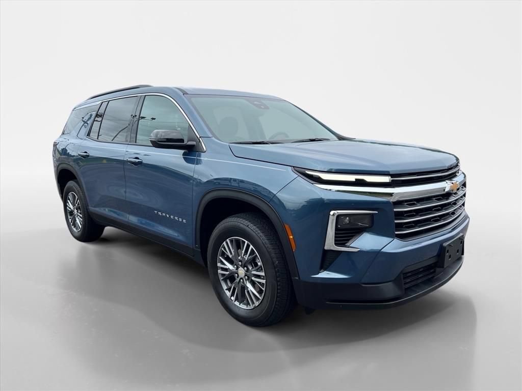 Used 2026 Chevrolet Traverse LT AWD/4WD image 7