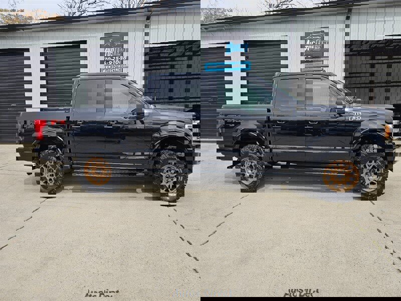 Used 2019 Ford F150 XLT w/ Equipment Group 302A Luxury image 11