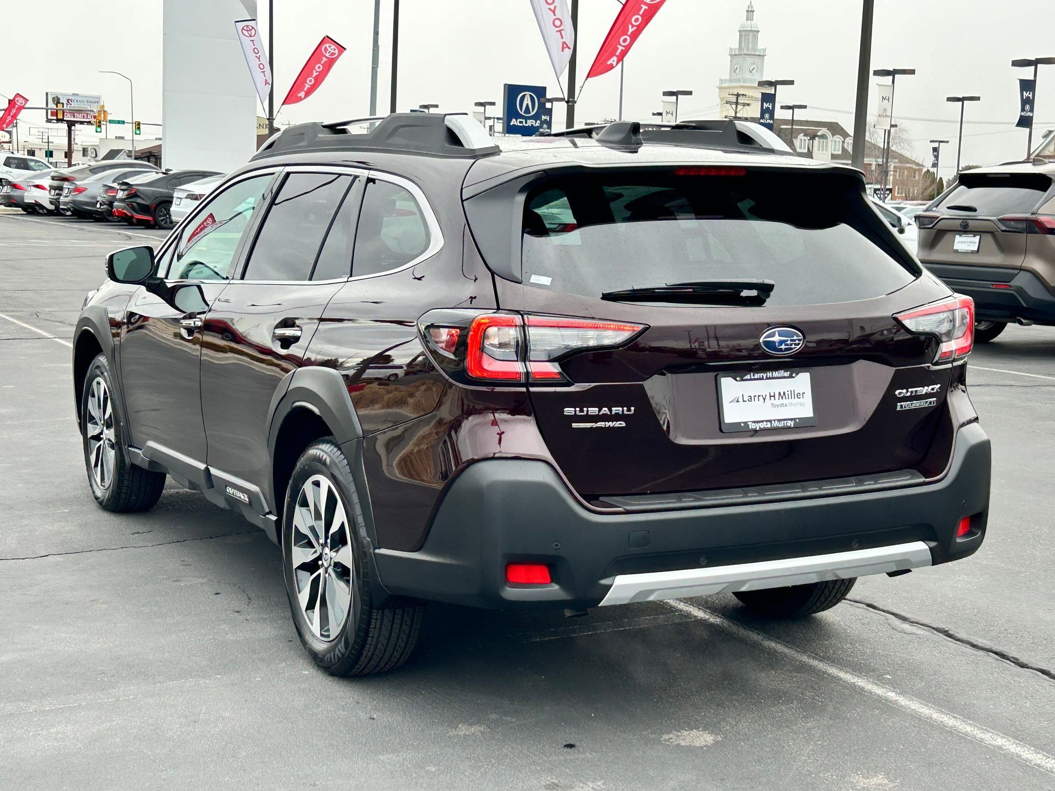 Used 2025 Subaru Outback Touring XT w/ Popular Package #2 image 3