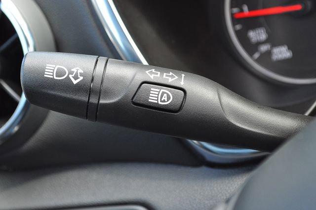 Used 2025 Chevrolet Blazer LT w/ Convenience Package image 33