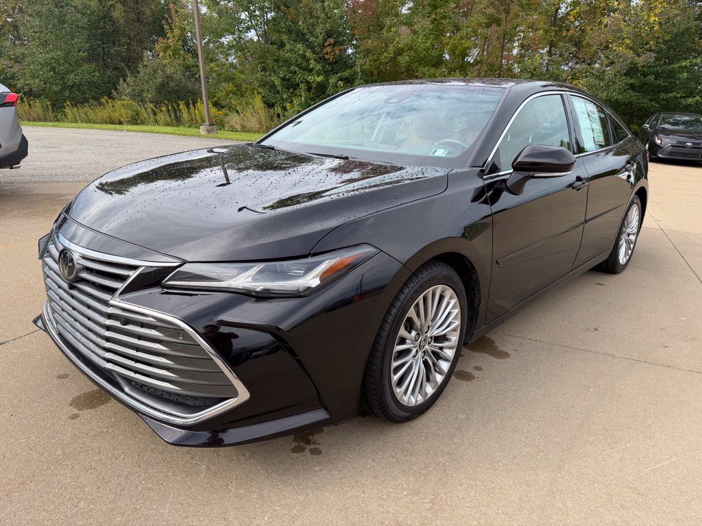 Certified 2020 Toyota Avalon Limited w/ Advanced Safety Package FWD image 1