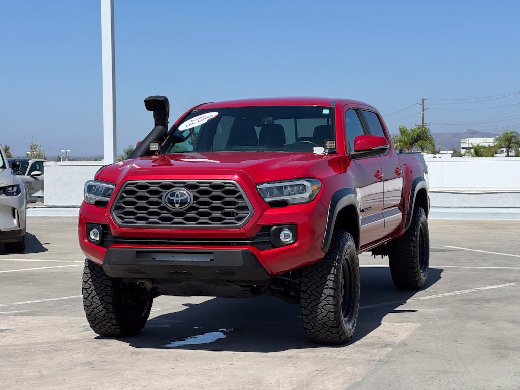 Used 2021 Toyota Tacoma TRD Off-Road w/ Technology Package AWD/4WD image 5