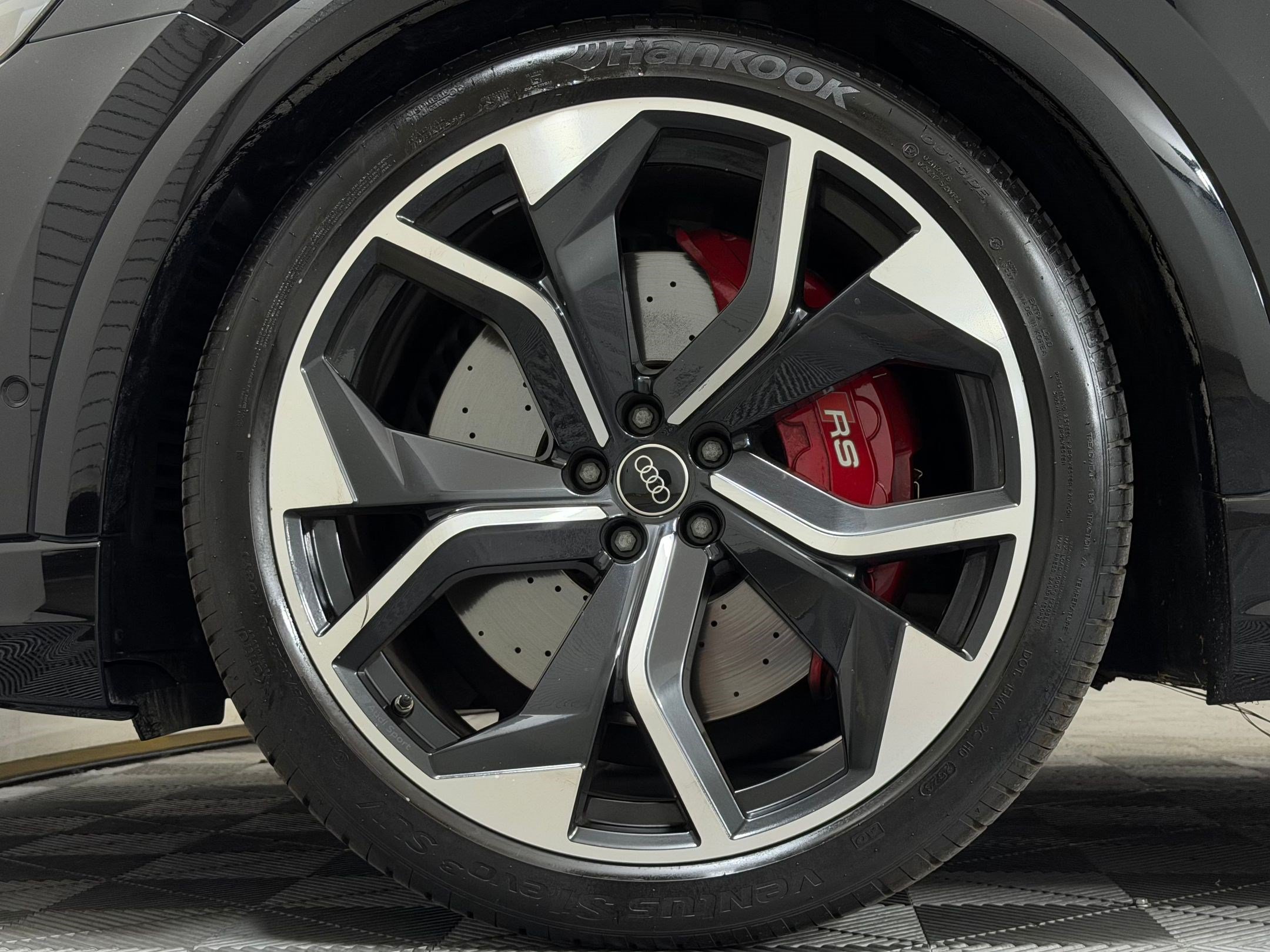 Used 2024 Audi RS Q8 w/ Black Optic Package AWD/4WD image 12