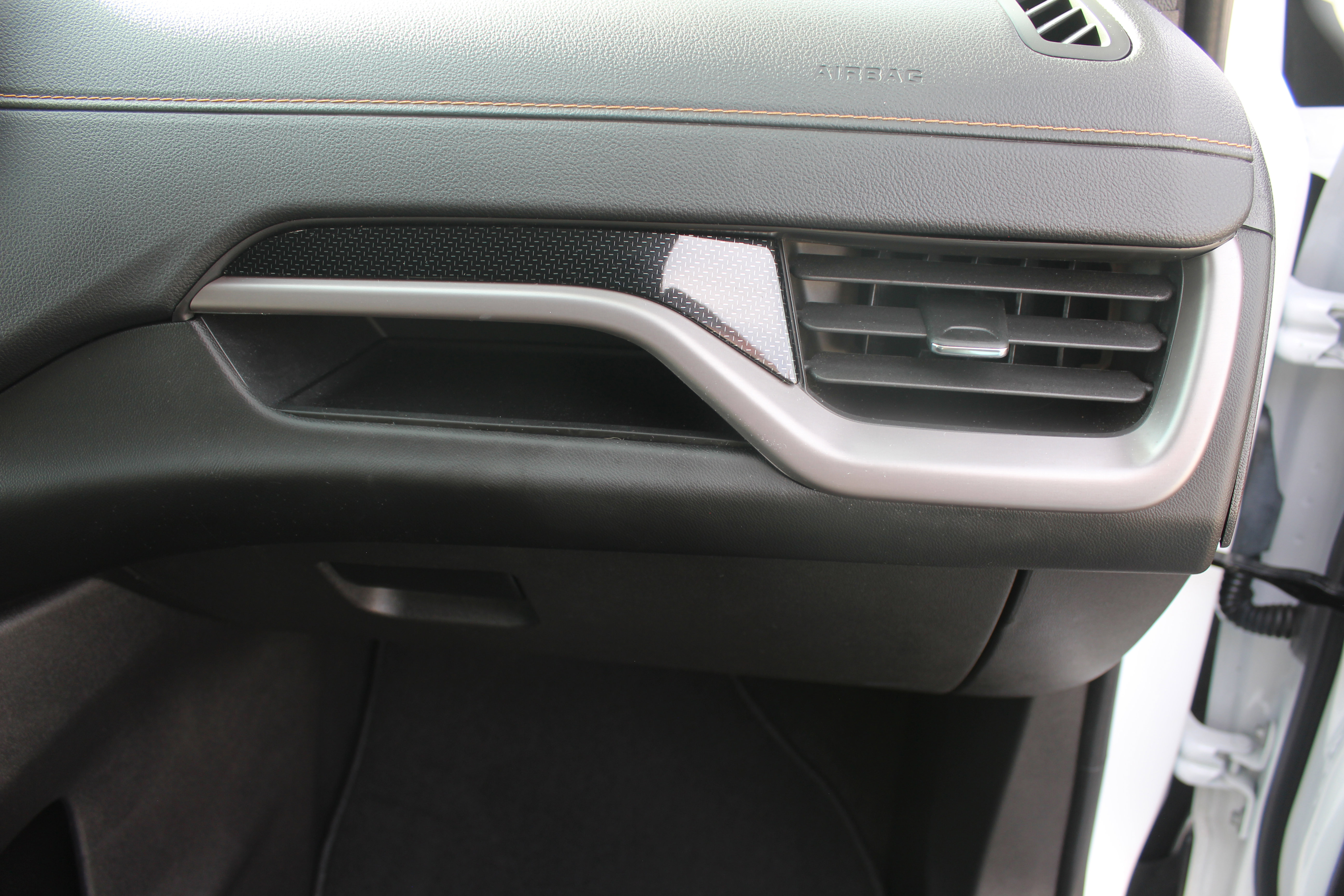 Used 2024 GMC Terrain AT4 image 51