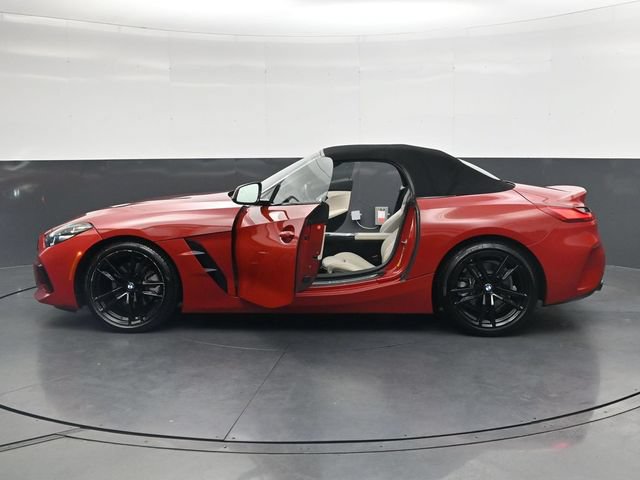 Used 2019 BMW Z4 sDrive30i w/ M Sport Package RWD image 38