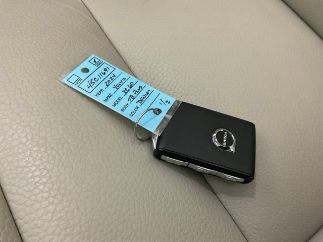 Used 2024 Volvo XC60 T8 Plus w/ Protection Package Premier AWD/4WD image 54