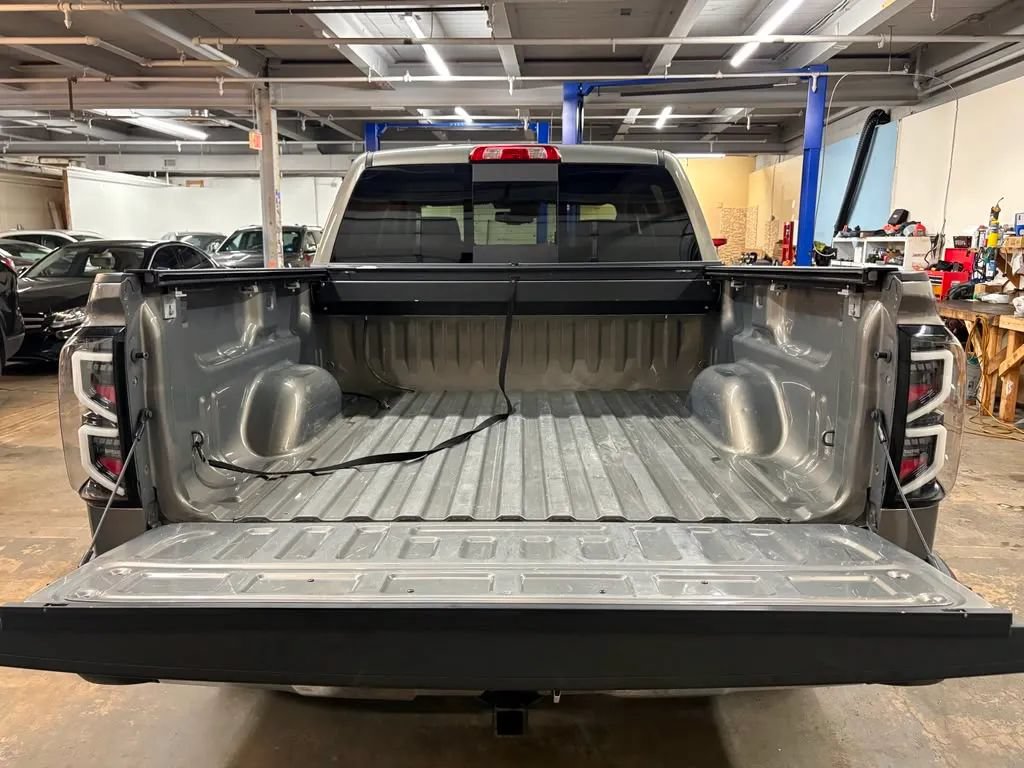 Used 2017 Chevrolet Silverado 1500 LTZ w/ Texas Edition AWD/4WD image 9