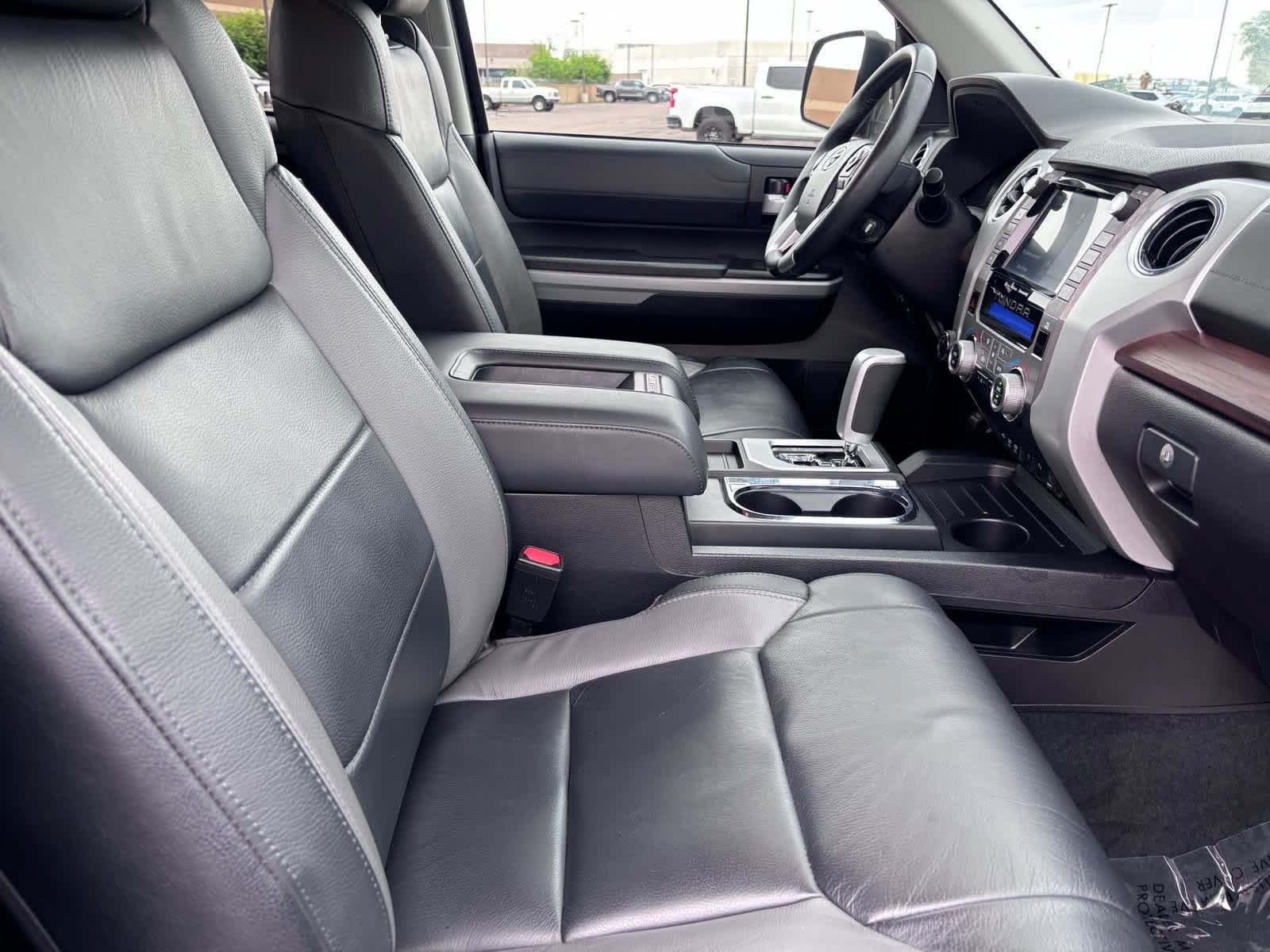 Used 2021 Toyota Tundra Limited w/ Limited Premium Package AWD/4WD image 11