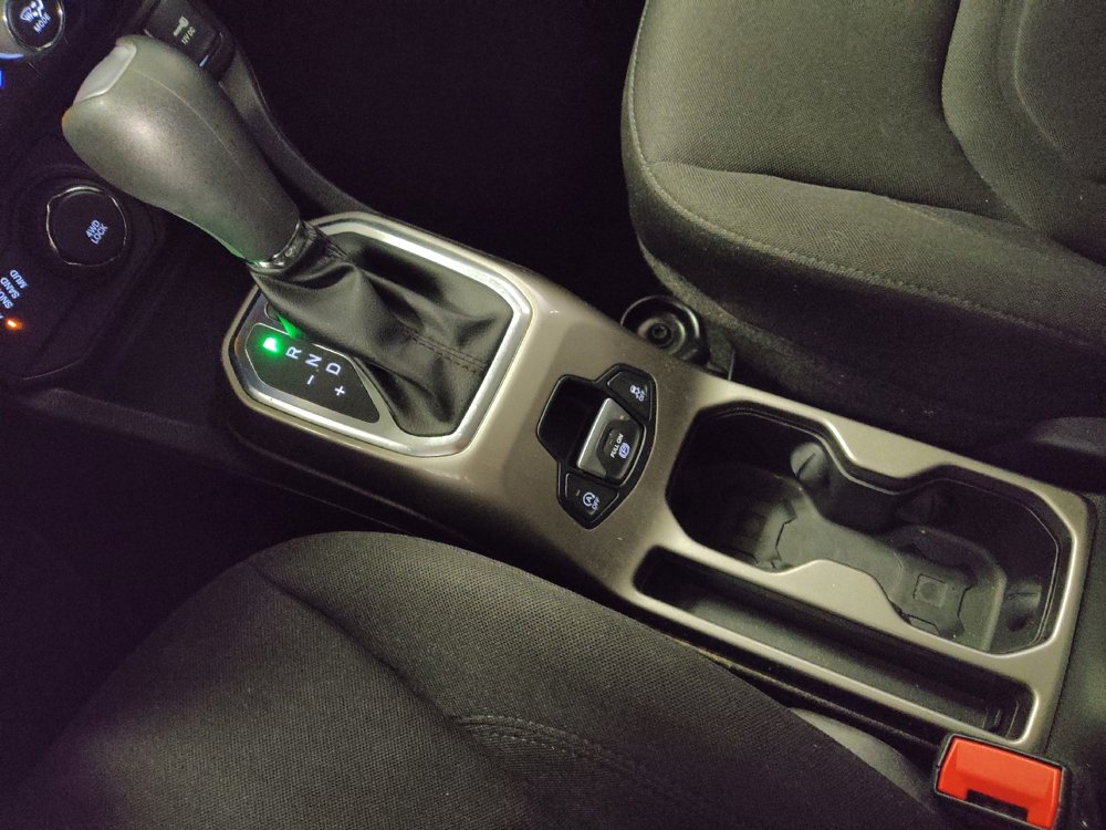 Used 2022 Jeep Renegade Latitude w/ Convenience Group image 26