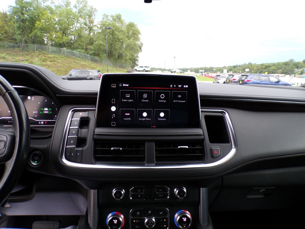 Used 2022 GMC Yukon XL SLE AWD/4WD image 28