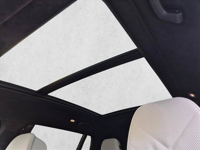 Certified 2024 BMW X7 xDrive40i w/ M Sport Package AWD/4WD image 16