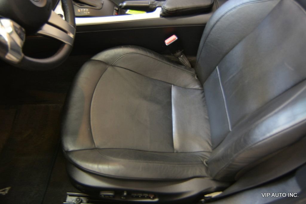 Used 2006 BMW Z4 3.0si image 21