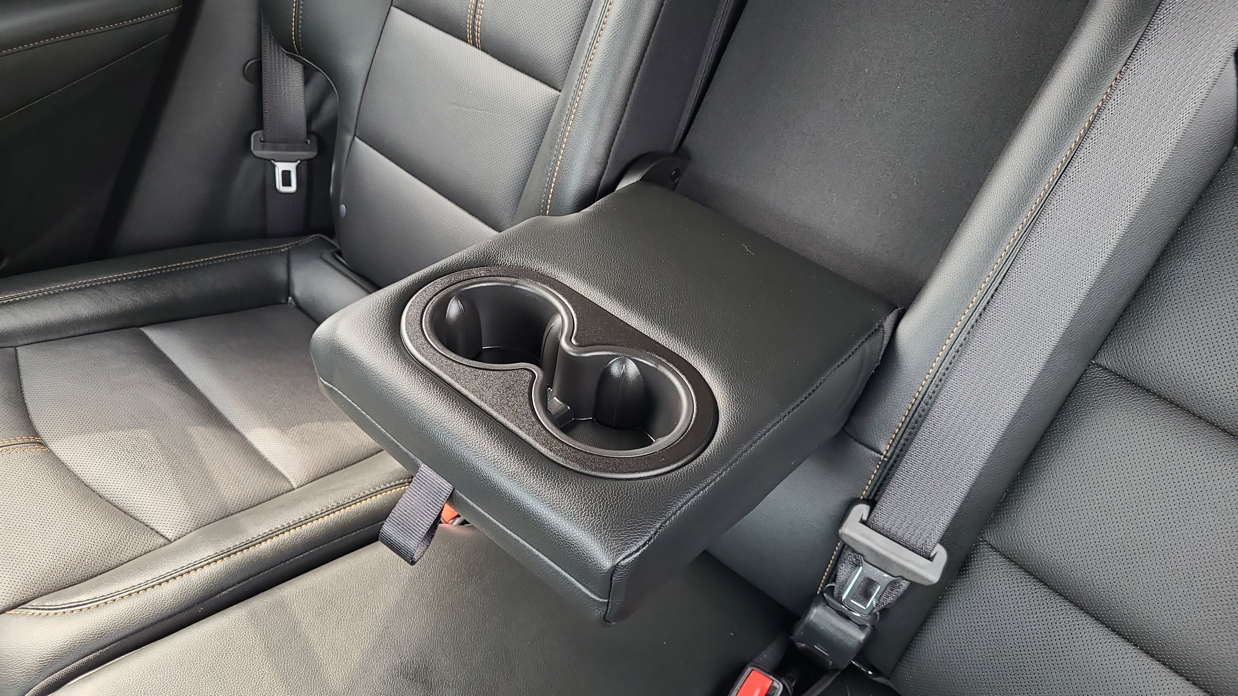 Used 2022 Chevrolet Equinox Premier w/ Redline Edition FWD image 18