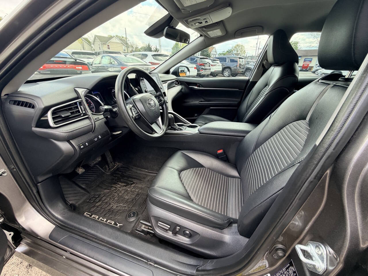 Used 2021 Toyota Camry LE FWD image 39