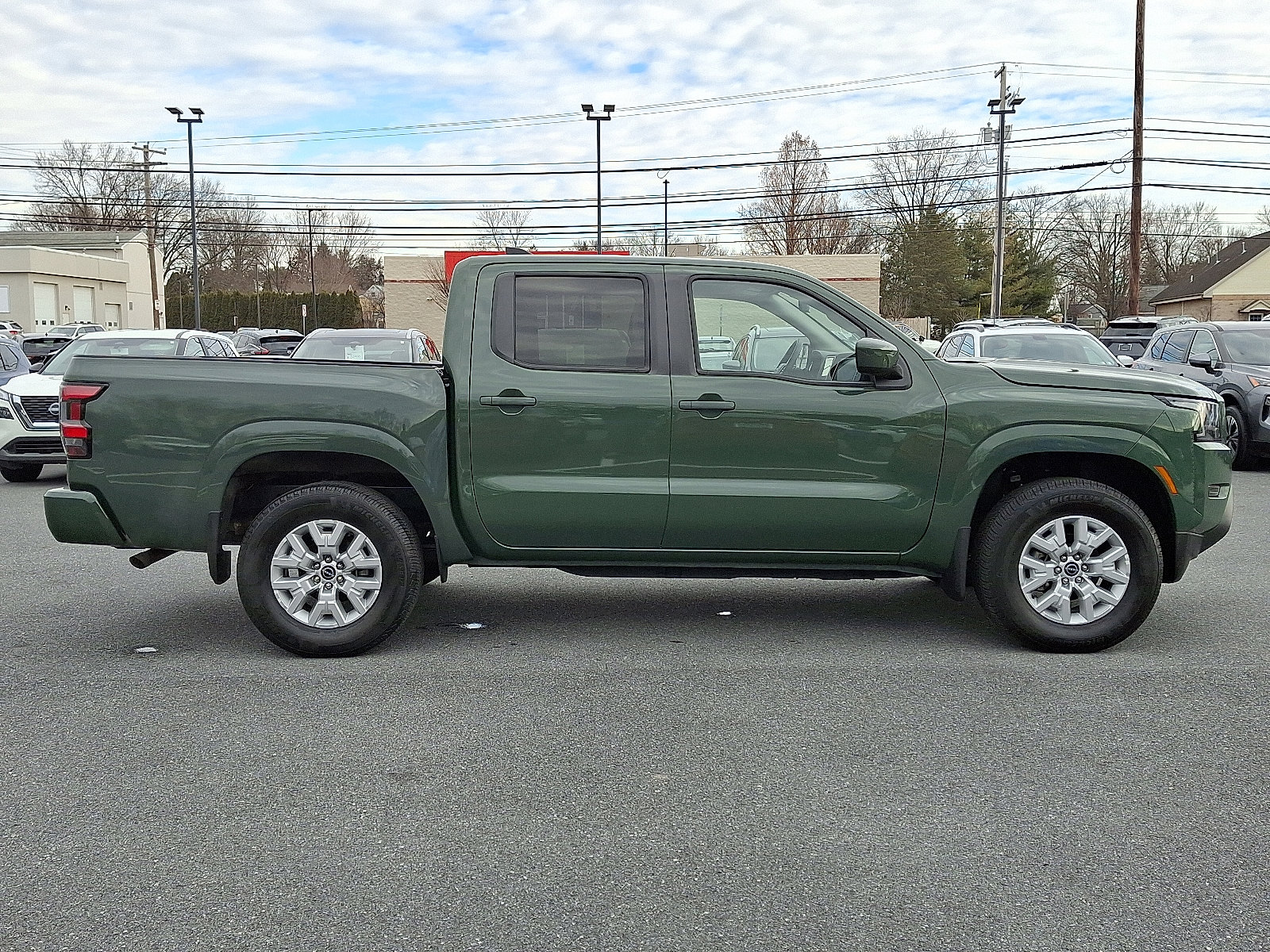 Certified 2023 Nissan Frontier SV w/ Technology Package image 9