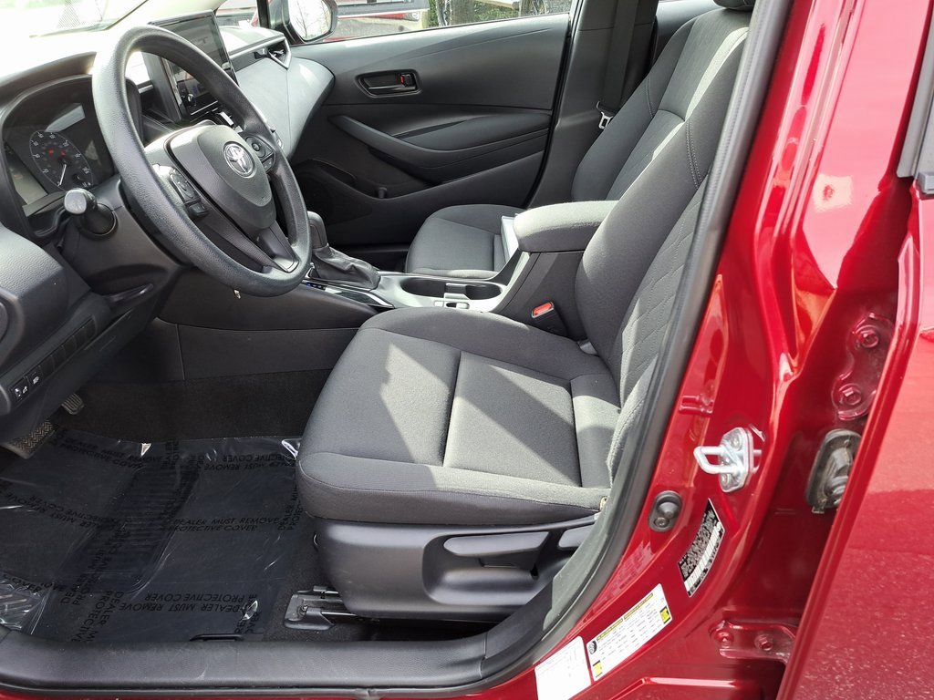 Used 2024 Toyota Corolla LE image 28