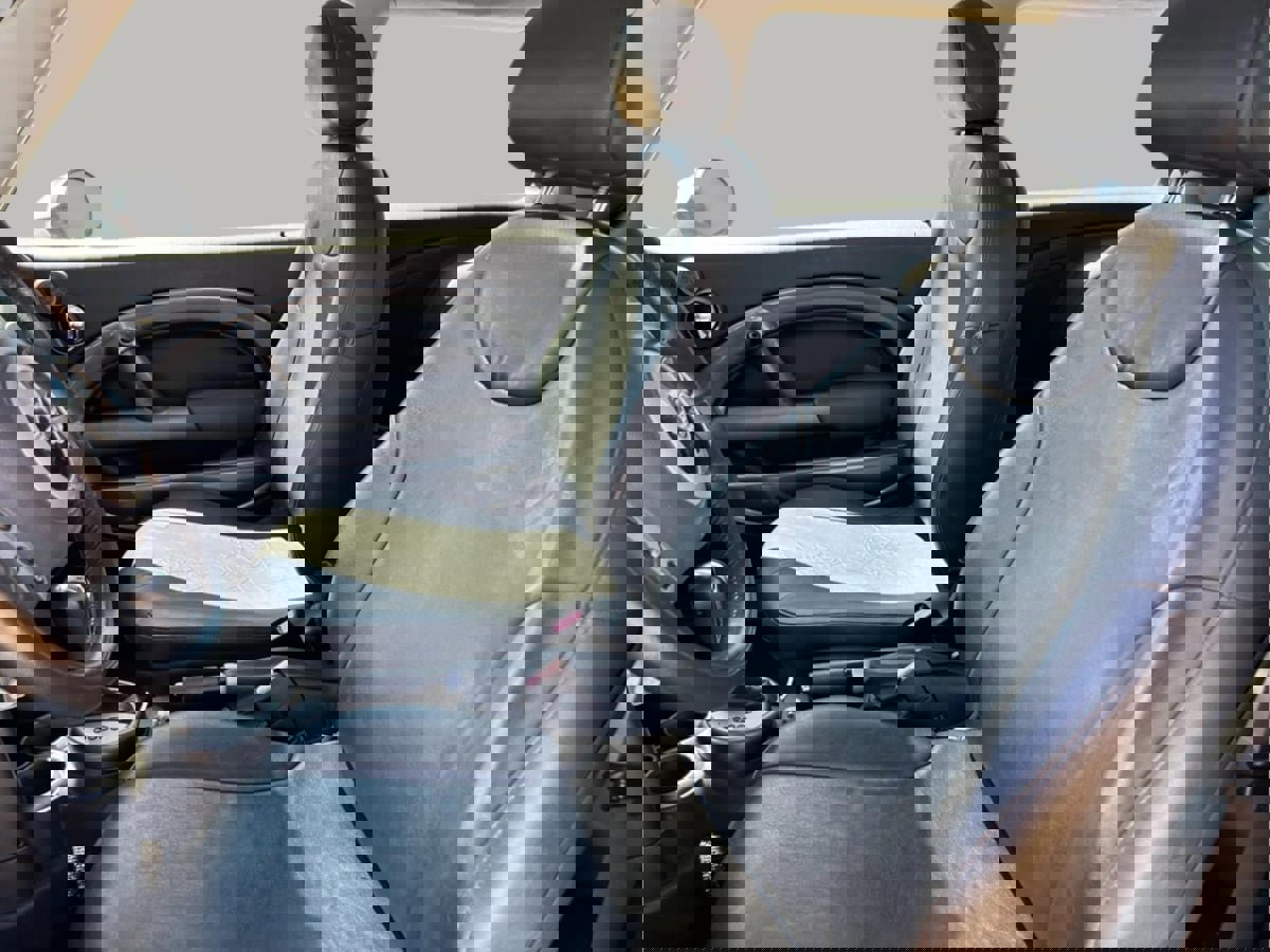 Used 2003 MINI Cooper Hardtop image 17