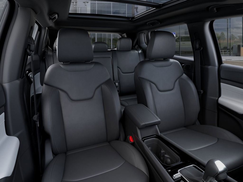 New 2025 Jeep Compass Limited w/ Sun & Sound Group image 16