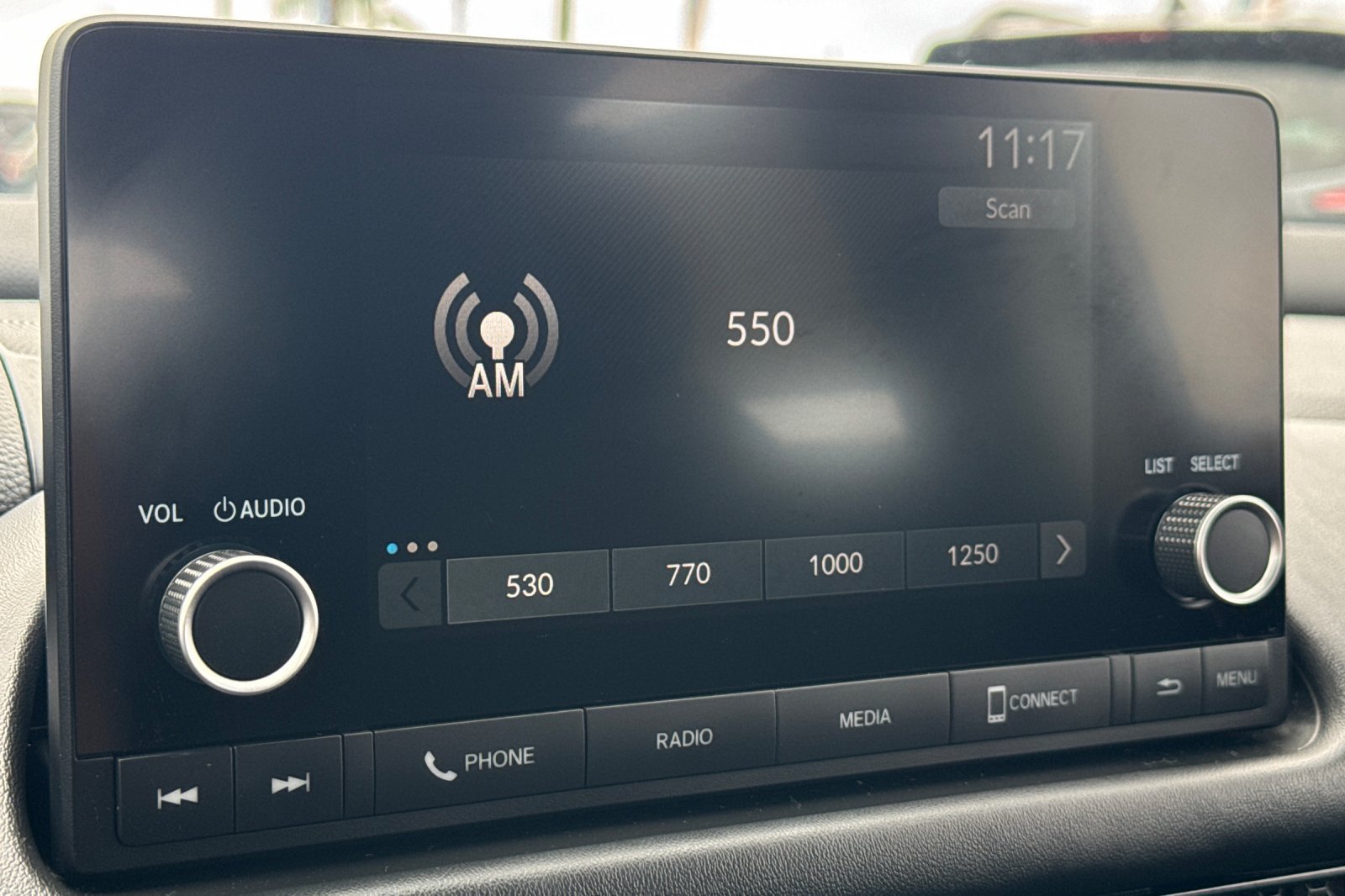 Certified 2025 Honda HR-V LX image 18