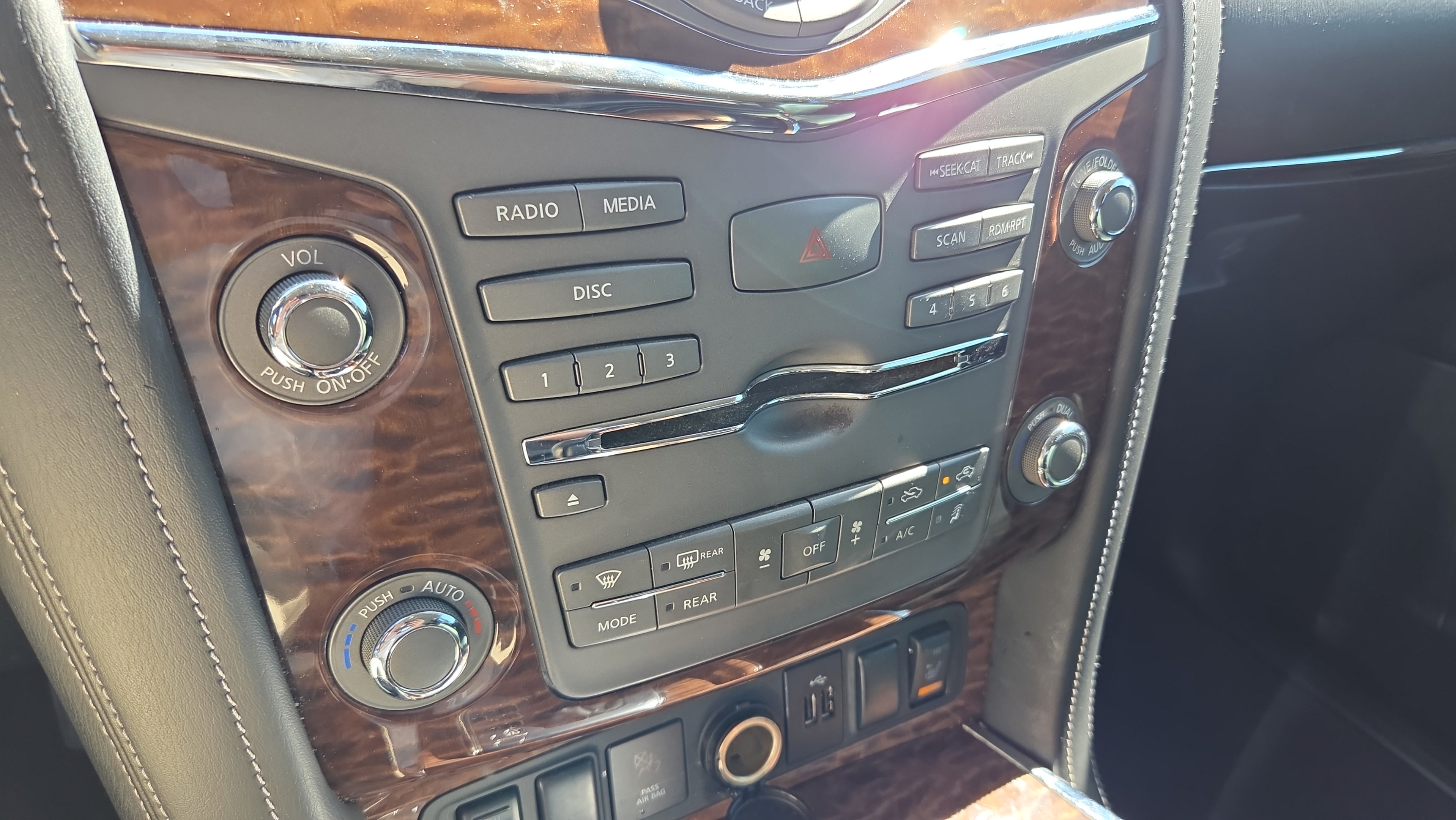Used 2020 Nissan Armada SL RWD image 26