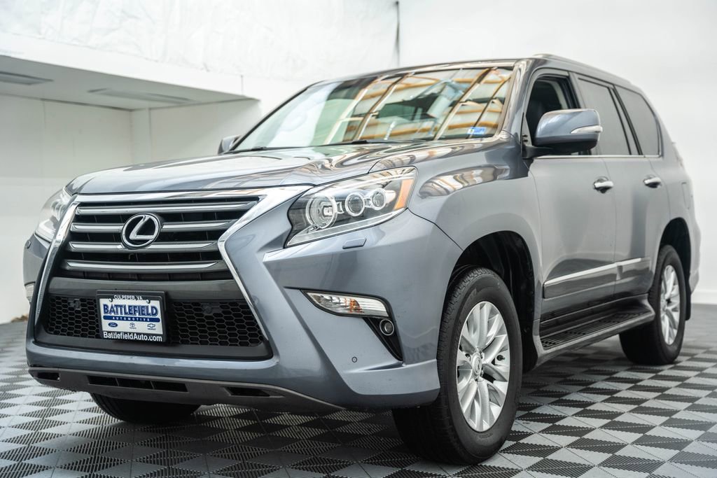 Used 2019 Lexus GX 460 Premium AWD/4WD image 3