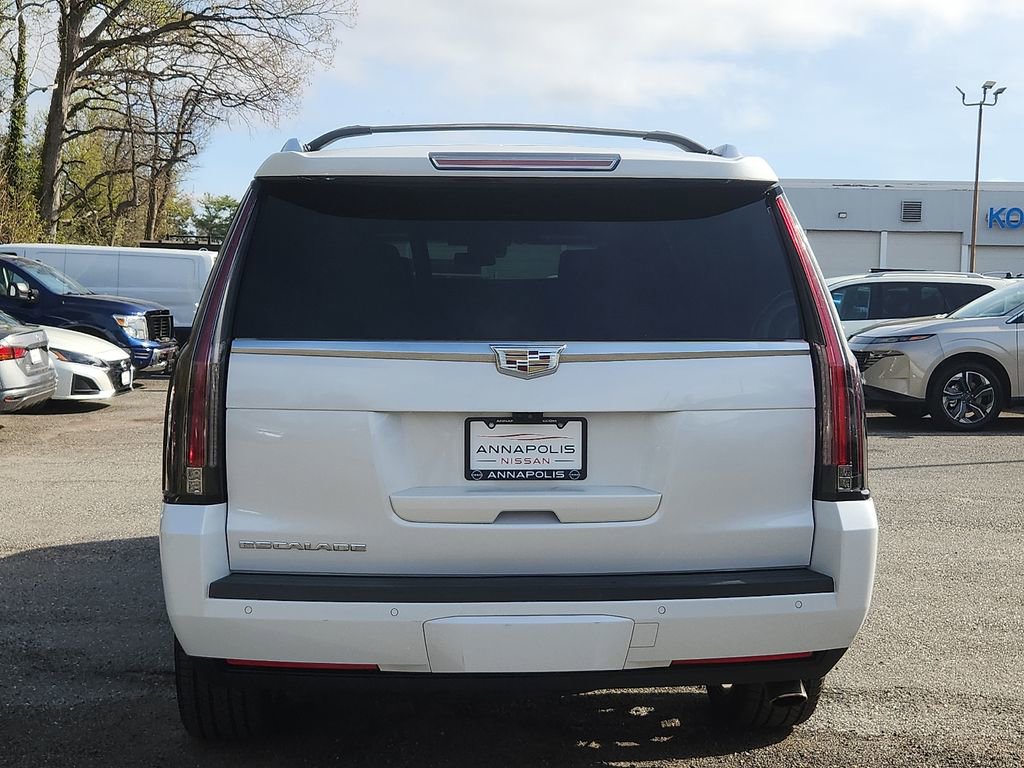 Used 2019 Cadillac Escalade Platinum image 5