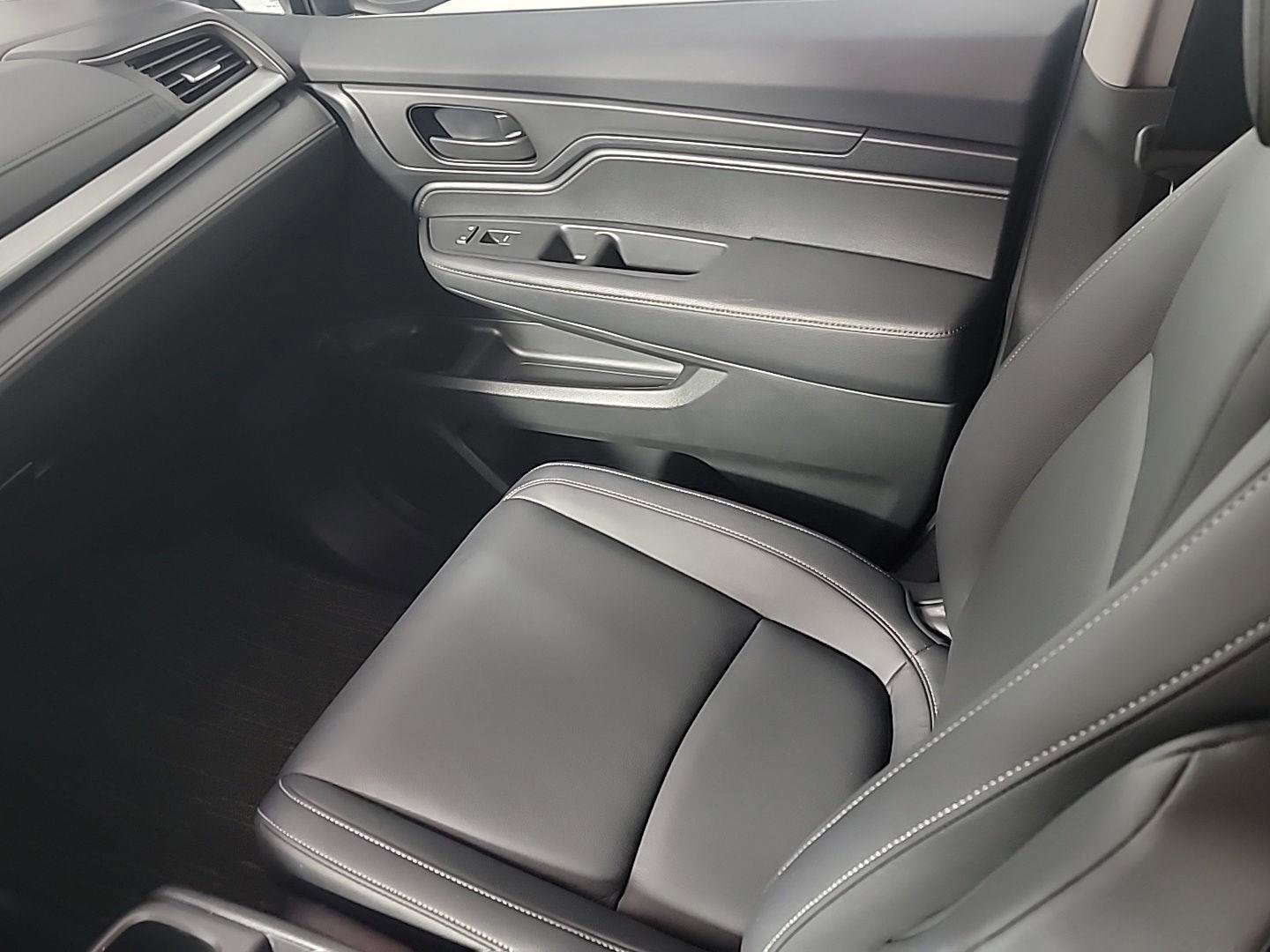 Certified 2024 Honda Odyssey EX-L image 24