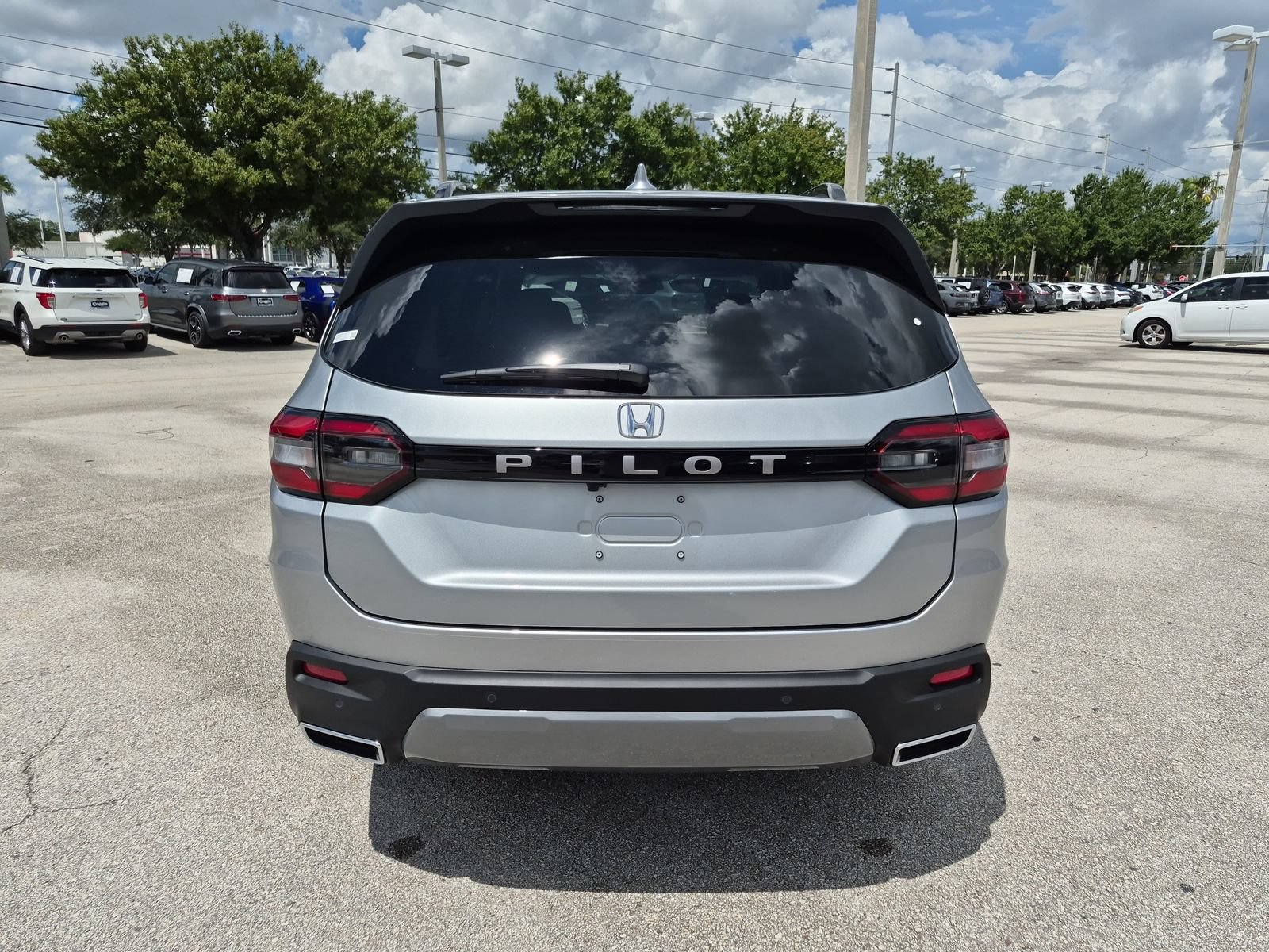 New 2026 Honda Pilot EX-L image 5
