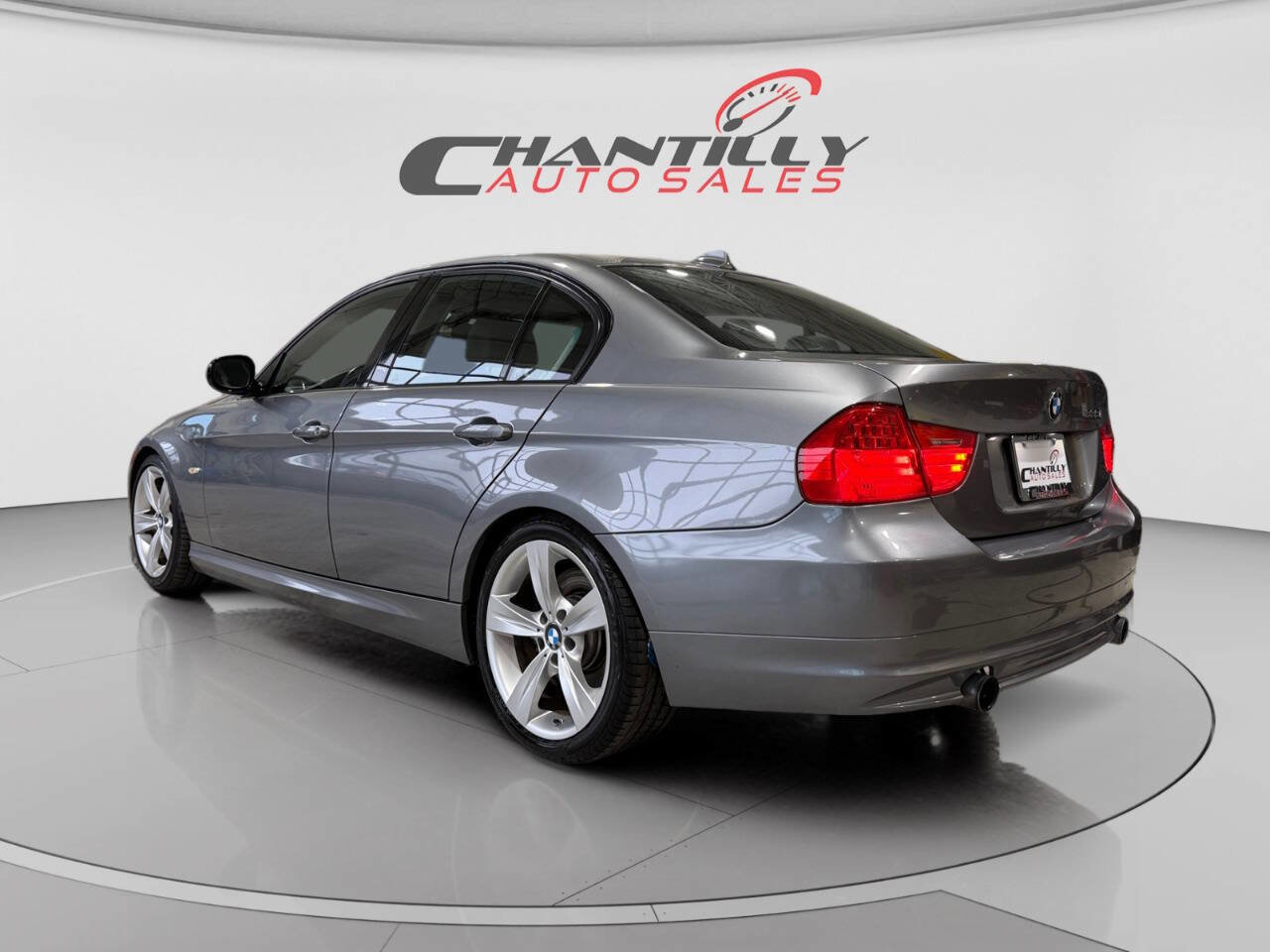 Used 2011 BMW 335i Sedan image 3