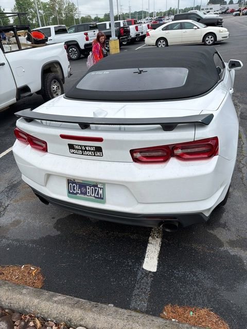 Used 2020 Chevrolet Camaro LT RWD image 6