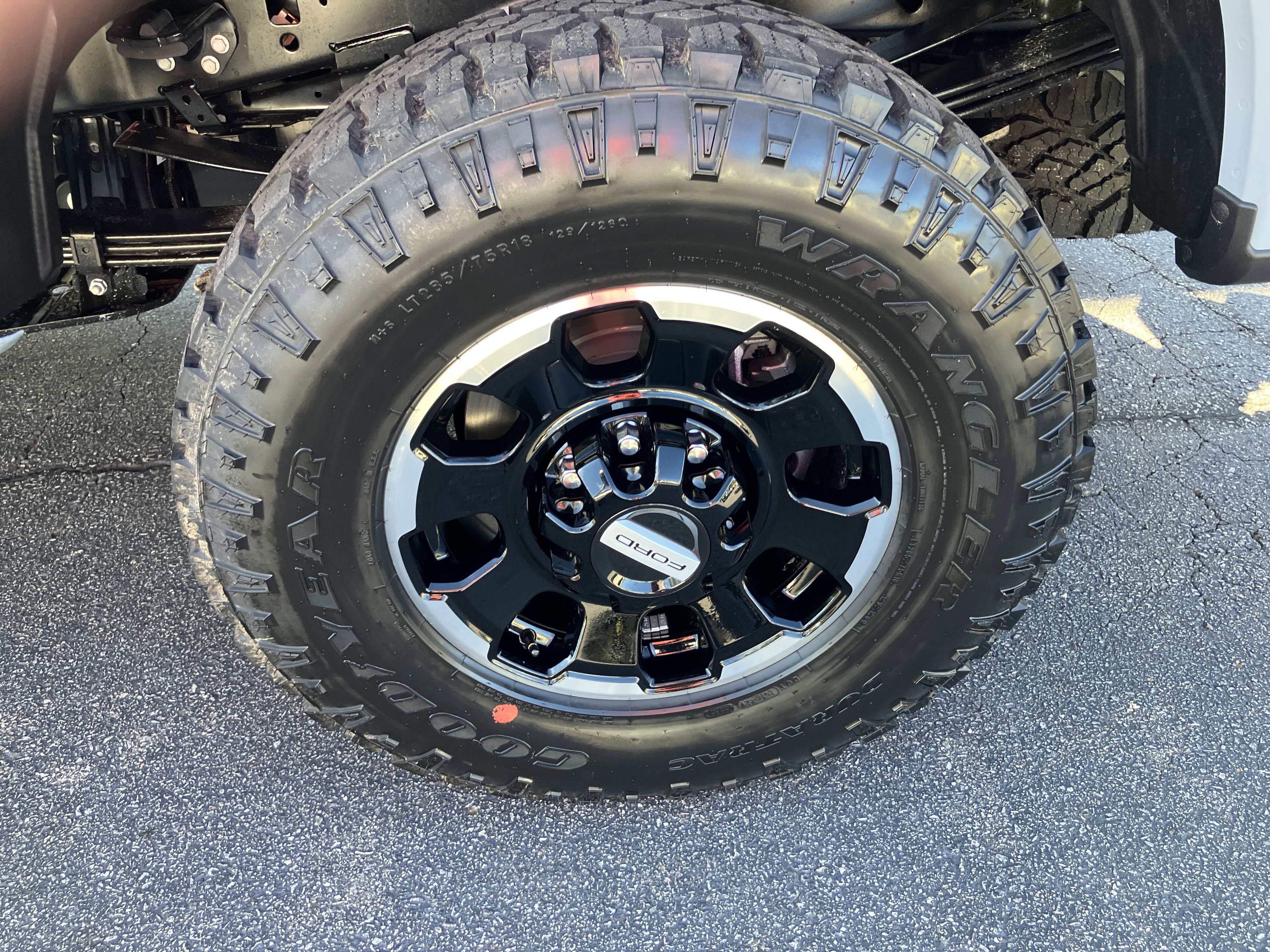 New 2026 Ford F350 Lariat image 15