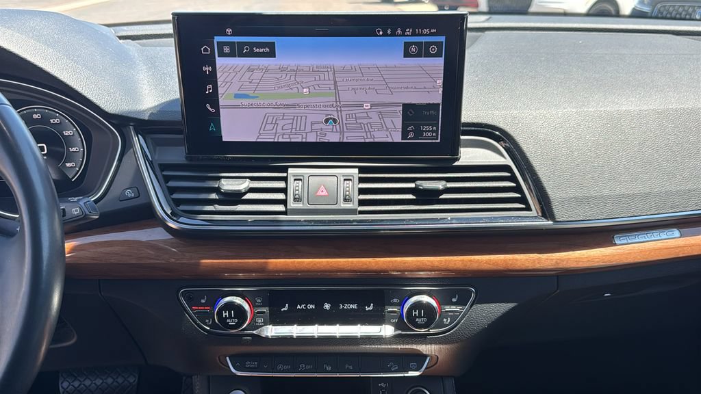 Used 2021 Audi Q5 Prestige w/ Prestige Package AWD/4WD image 13