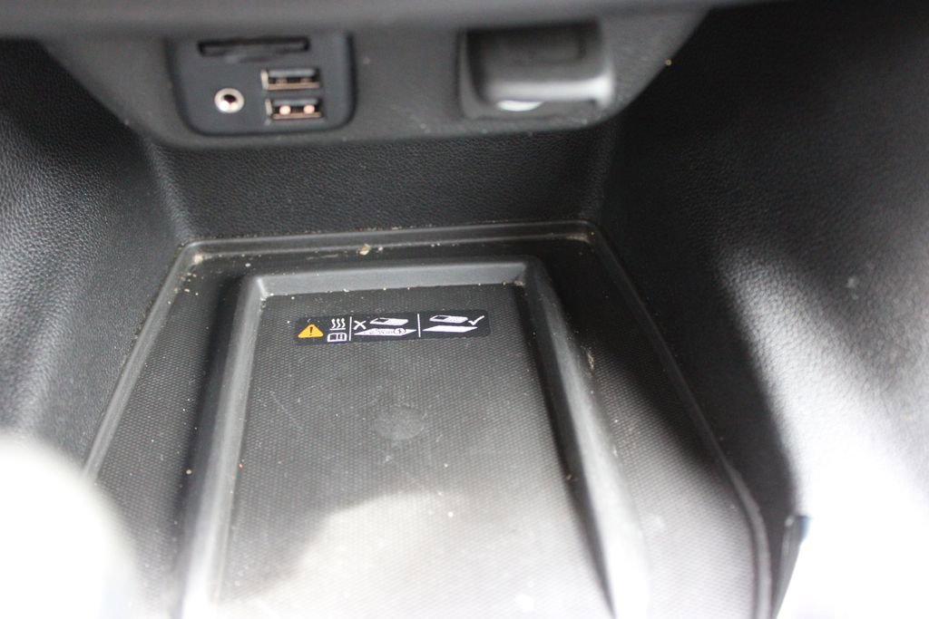 Used 2023 Chevrolet Traverse Premier AWD/4WD image 47