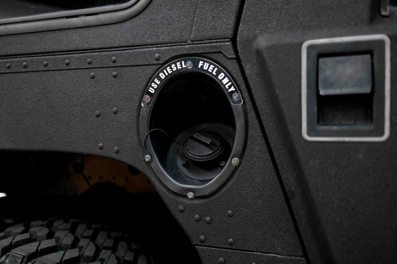 Used 1999 HUMMER H1 4-Door Wagon AWD/4WD image 21