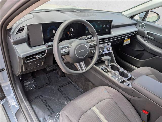 New 2026 Hyundai Sonata SE FWD image 3