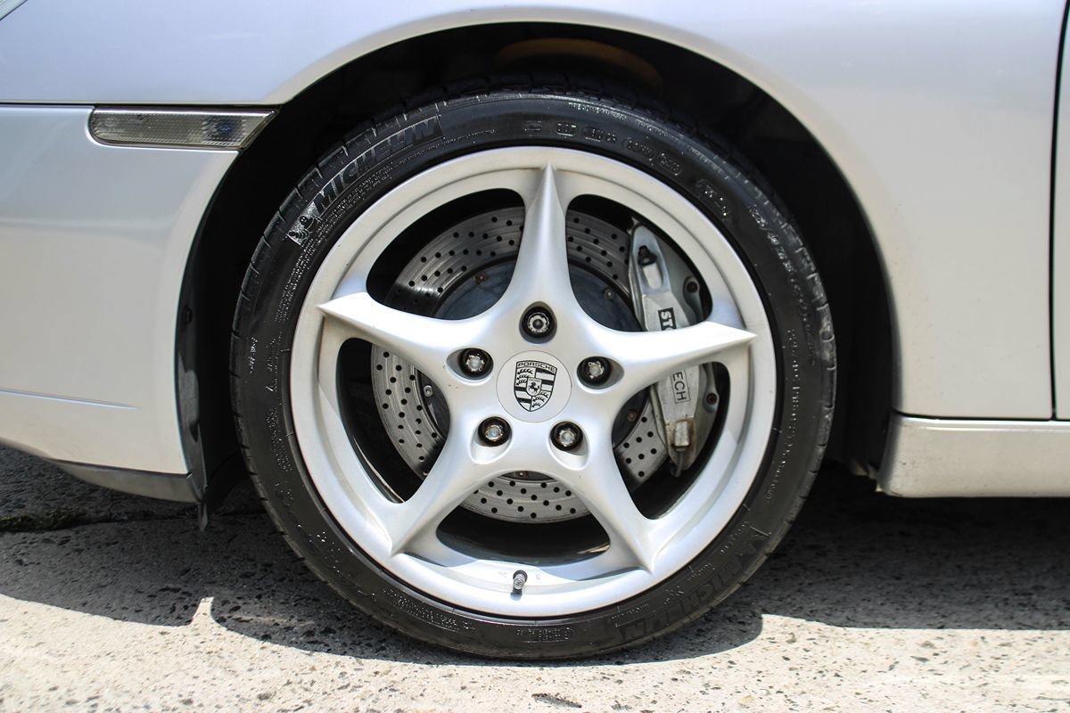 Used 2001 Porsche 911 GT3 RS image 35