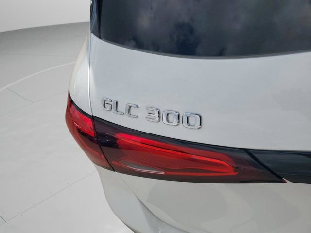 Certified 2025 Mercedes-Benz GLC 300 image 57