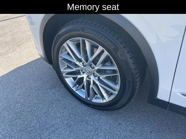 Used 2022 Acura MDX SH-AWD w/ Advance Package image 10