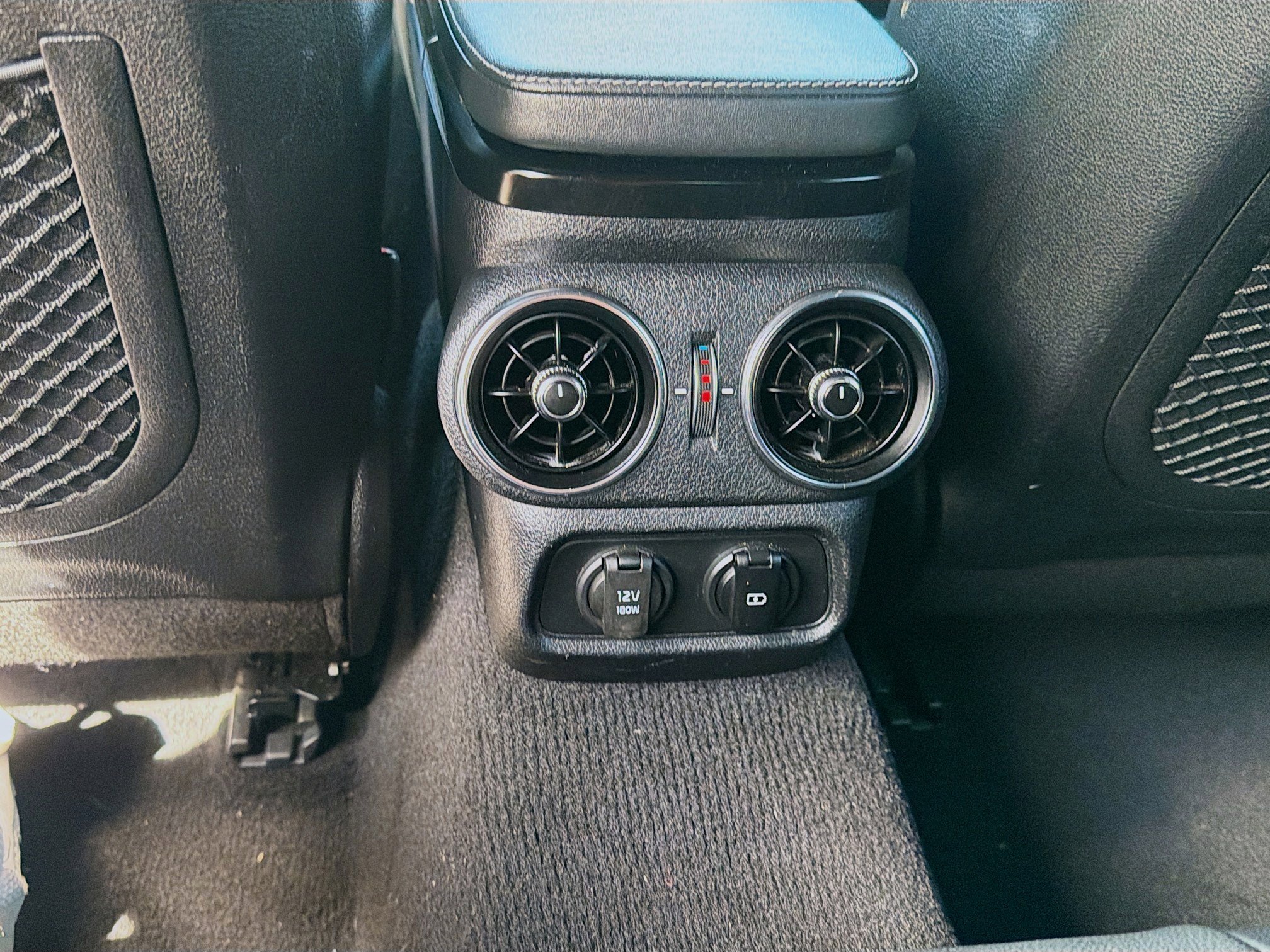 Used 2022 Kia Stinger GT-Line image 23