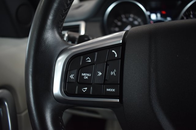 Used 2019 Land Rover Discovery Sport HSE AWD/4WD image 21