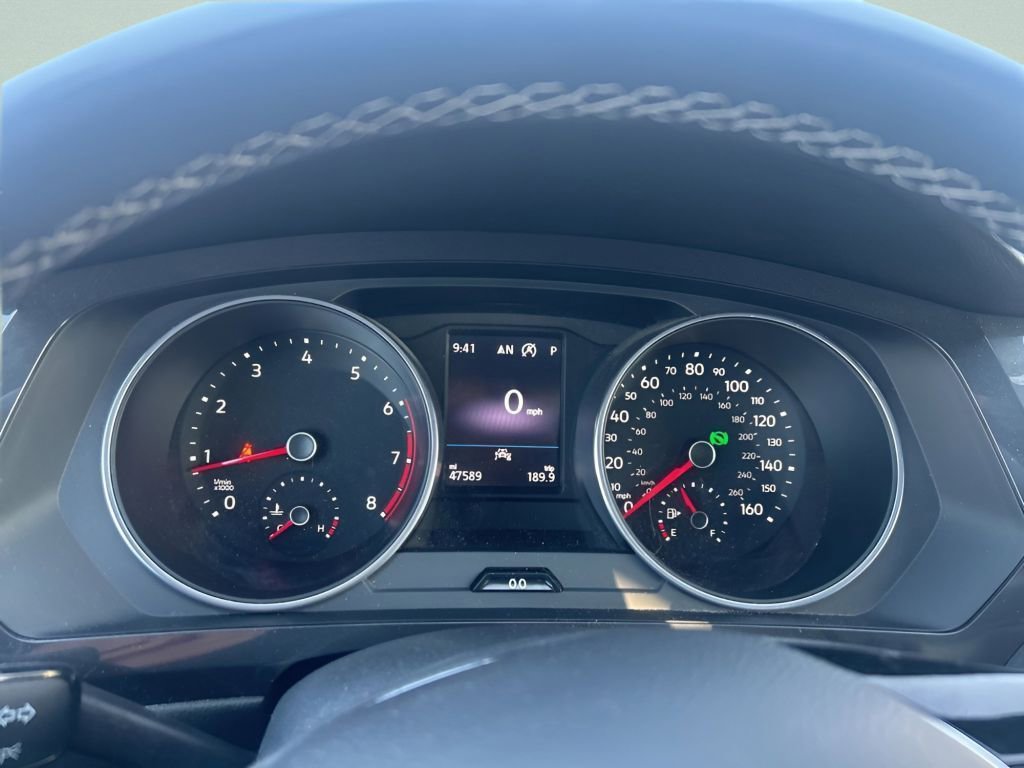 Used 2021 Volkswagen Tiguan SE R-Line image 23