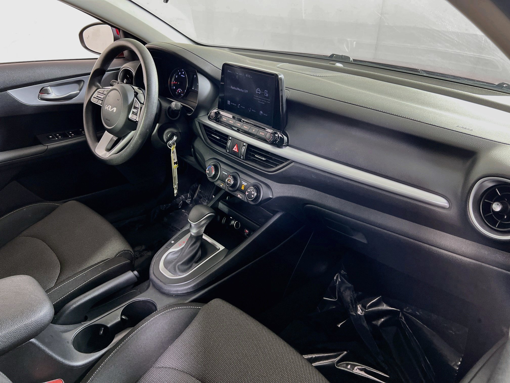 Used 2024 Kia Forte LXS w/ LXS Technology Package FWD image 26