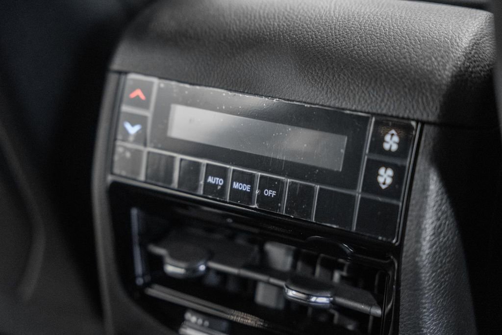 New 2025 Jeep Grand Cherokee L Altitude image 33