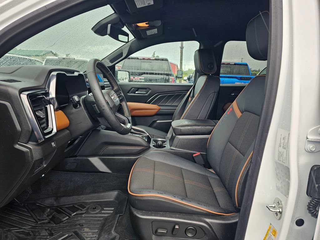 Used 2026 GMC Canyon AT4 AWD/4WD image 22