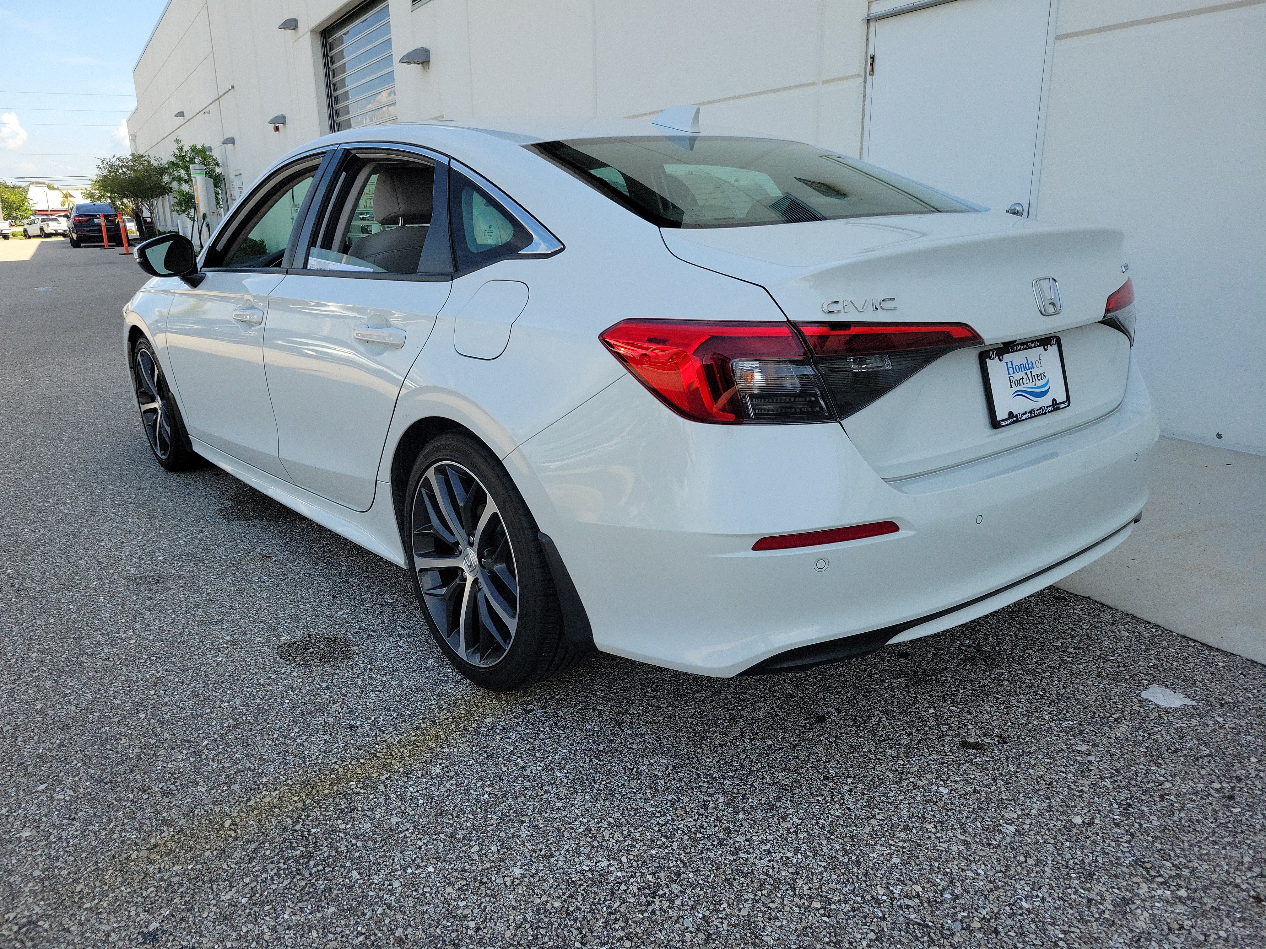 Certified 2024 Honda Civic Touring image 4