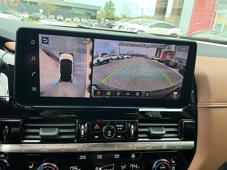 New 2026 Nissan Pathfinder Platinum image 10