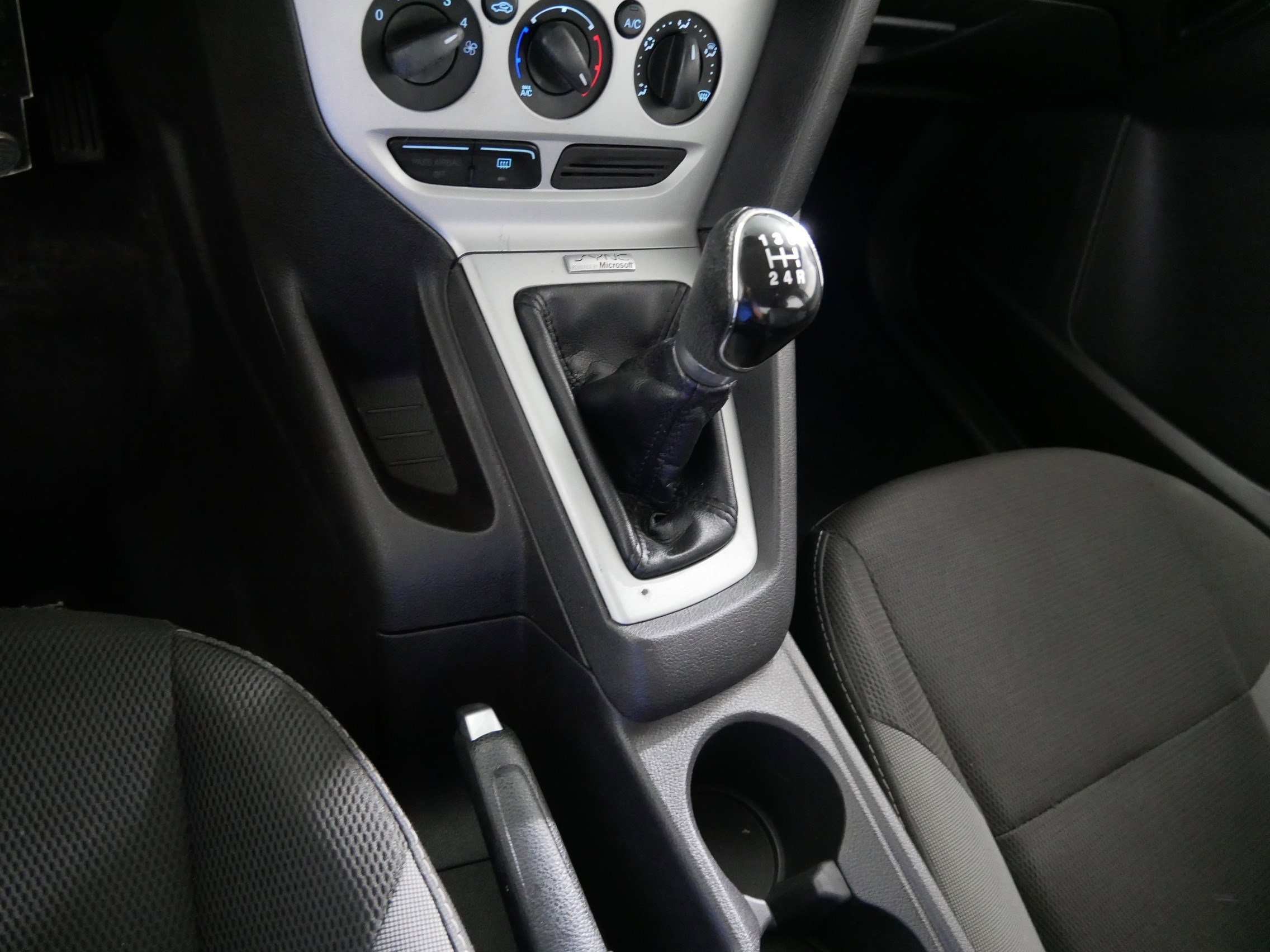 Used 2014 Ford Focus SE image 24